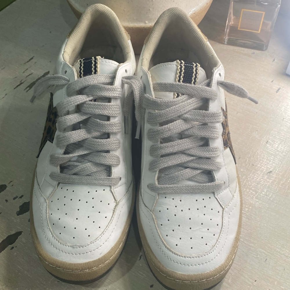 SHUSHOP Tennis shoes